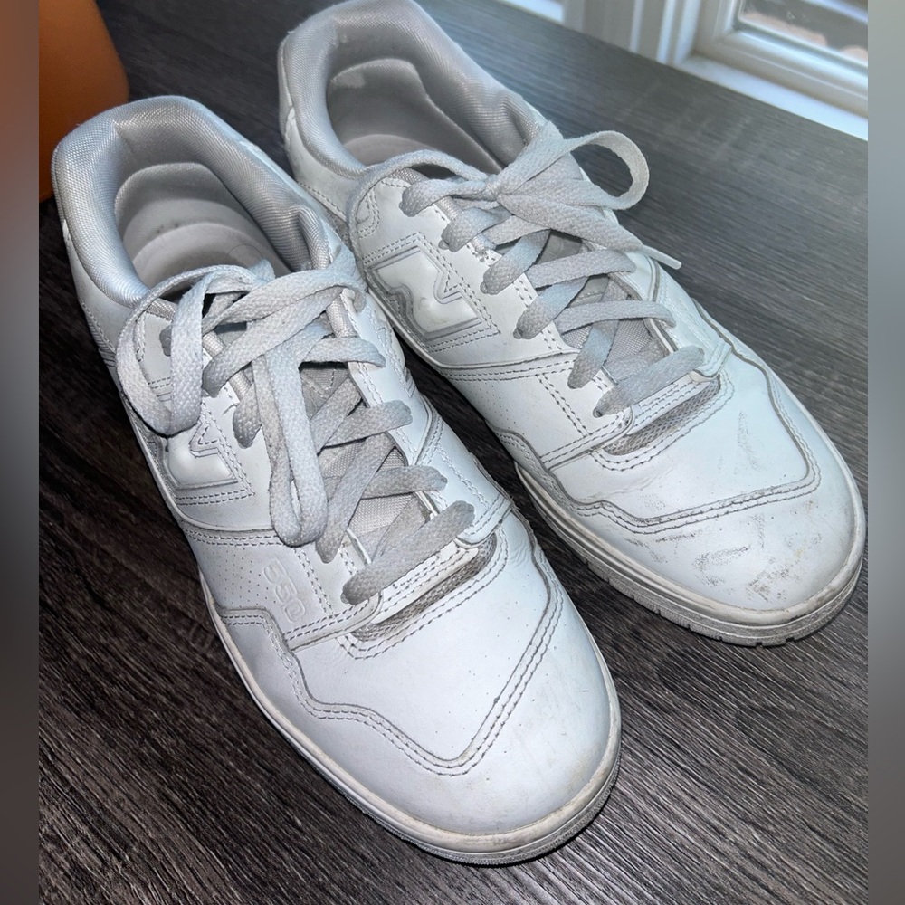 White new balance 550s